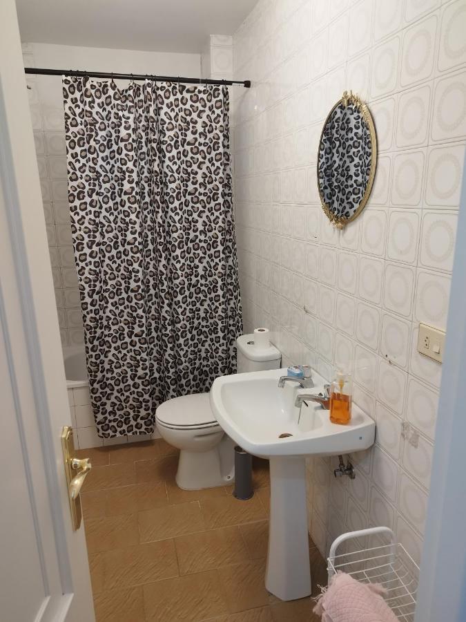 Centrico Y Amplio Piso Con Plaza Parking Apartment Cangas do Morrazo Exterior photo